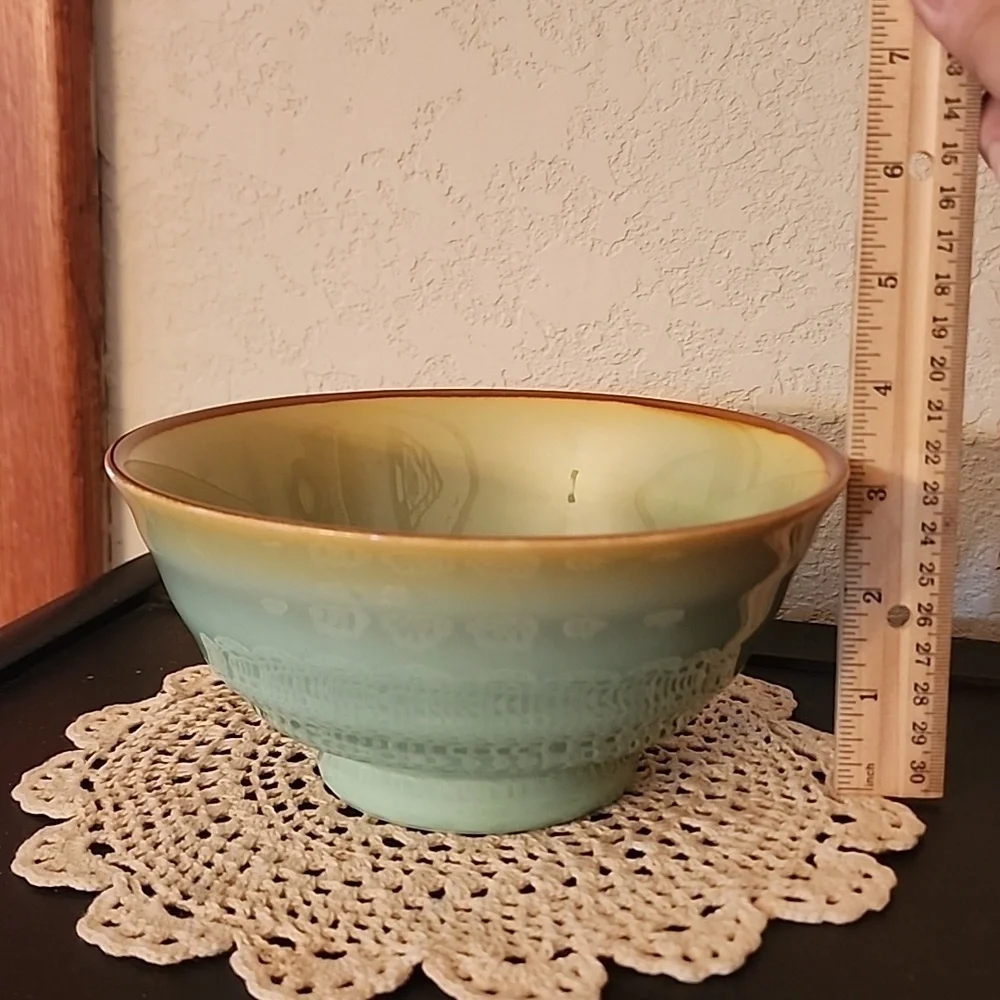 Sur La Table Serving Bowl Made in Japan